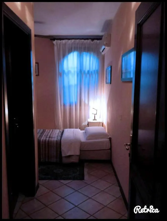 Hotel La Selce مونسيليسي