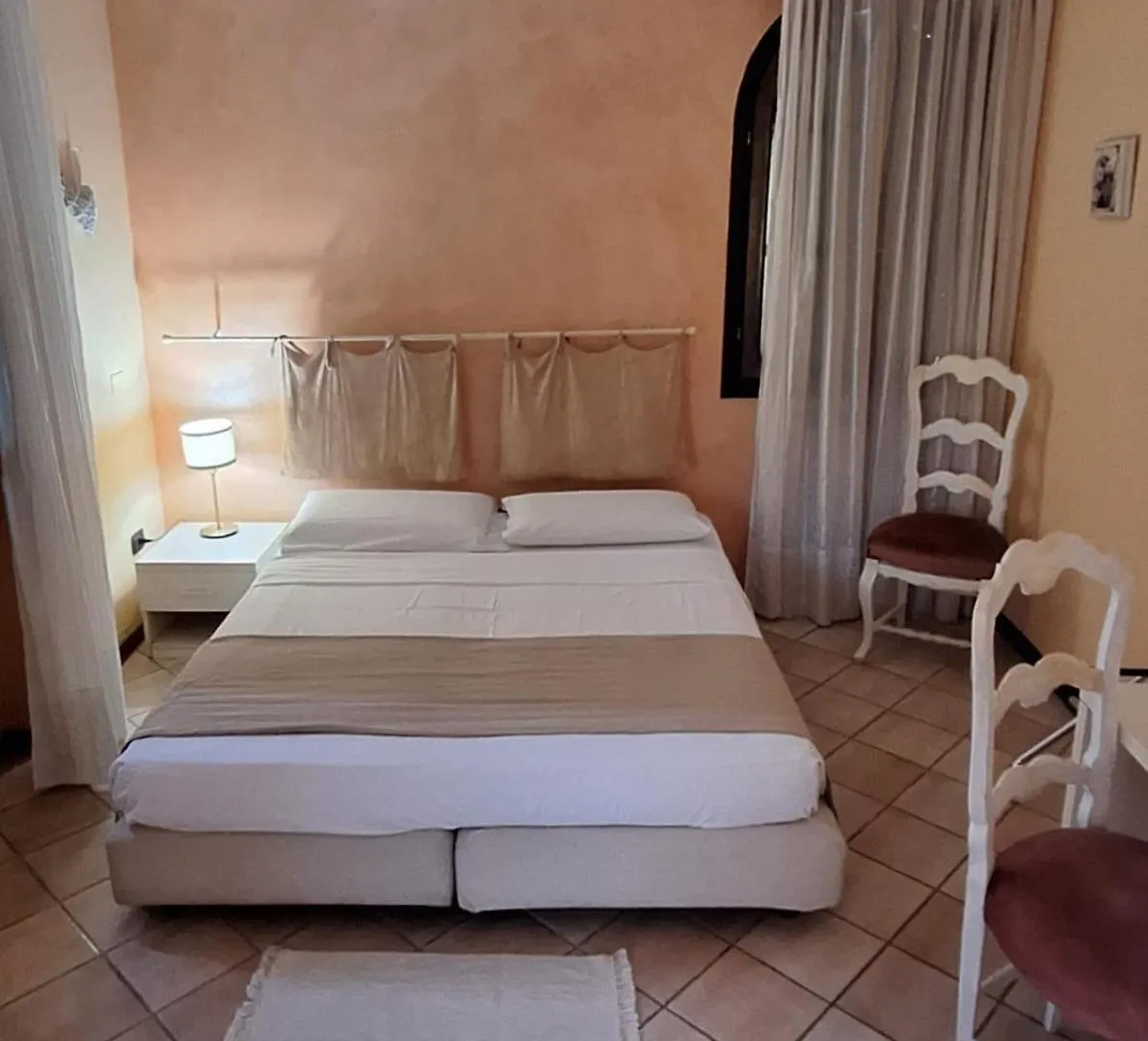 **  Hotel La Selce مونسيليسي إيطاليا